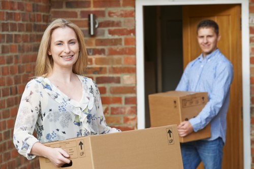Residential and office packing support for customers in Putney