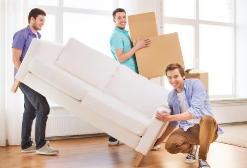 Local moving truck service covering Putney and nearby southwest London areas